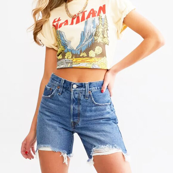 Levi's Pants - Levi's 501 Mid Thigh Med Wash Blue Denim Shorts - Size 27